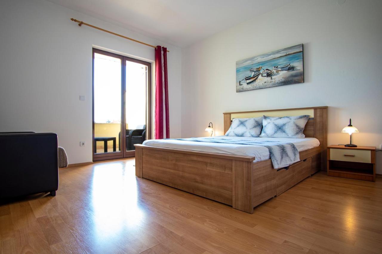 Apartman Luka Fažana Екстериор снимка