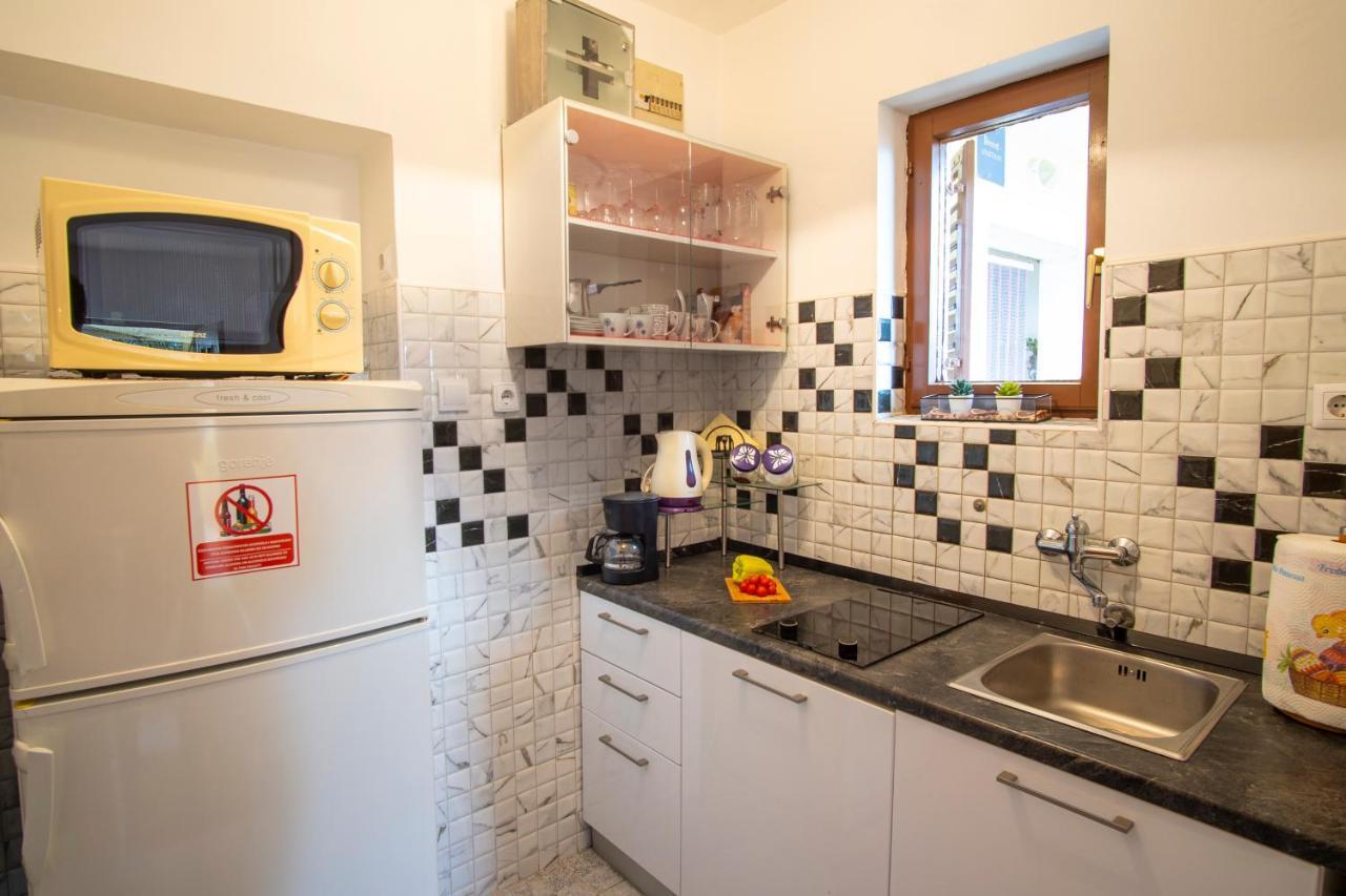 Apartman Luka Fažana Екстериор снимка
