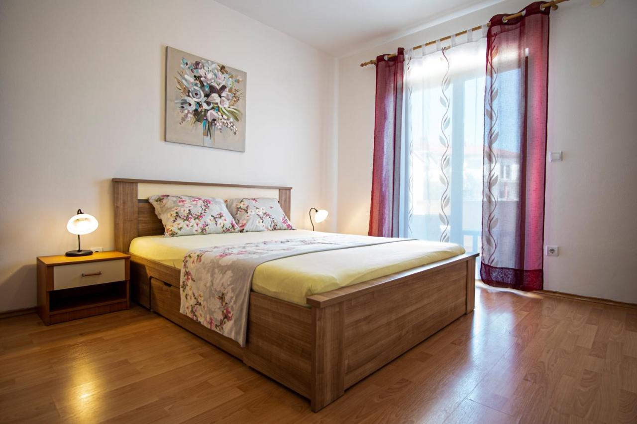 Apartman Luka Fažana Екстериор снимка