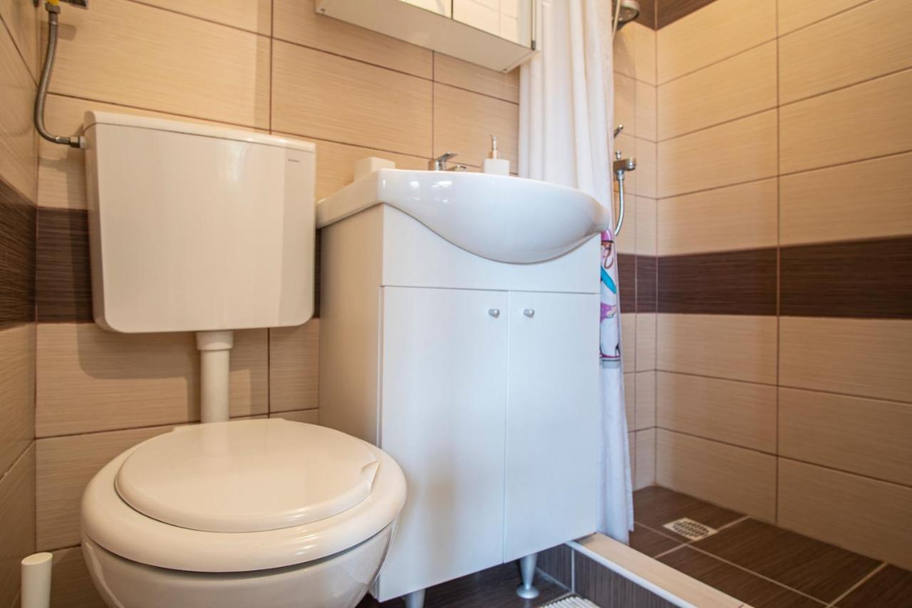 Apartman Luka Fažana Екстериор снимка